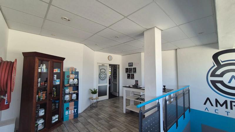 To Let Commercial Property for Rent in Somerset West Western Cape